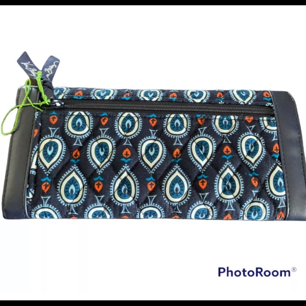 SOLD VERA BRADLEY Magnet Close WALLET BLUE MULTI - 8.5”X4.5”
